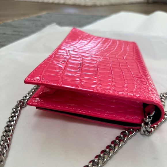 ALEXANDER MCQUEEN Skull Mini Embellished Neon Croc-Effect Leather Shoulder Bag - Picture 8 of 13